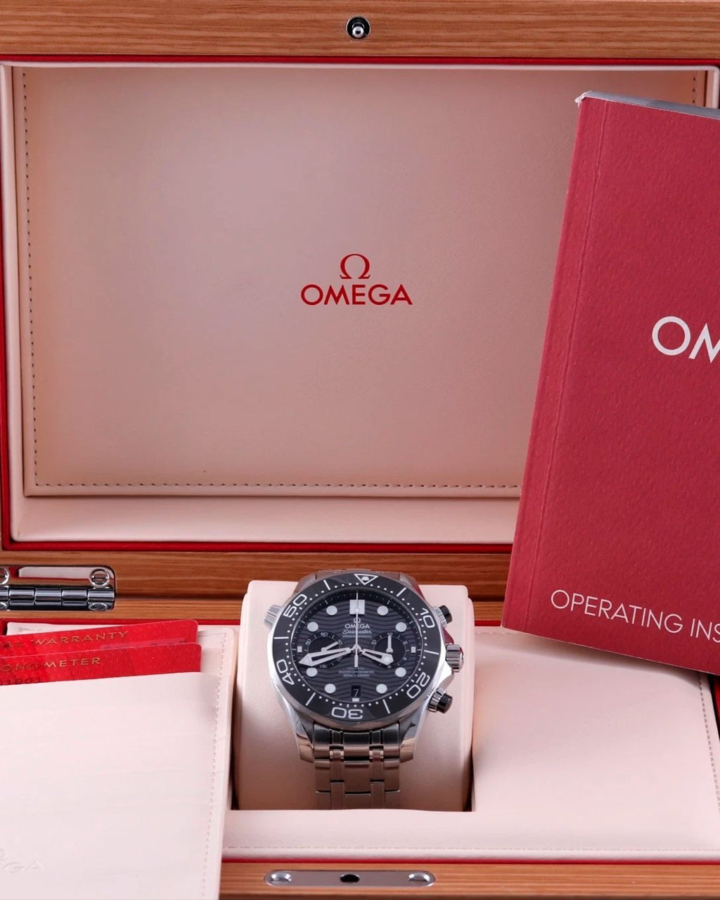 Omega 210.30.44.51.01.001