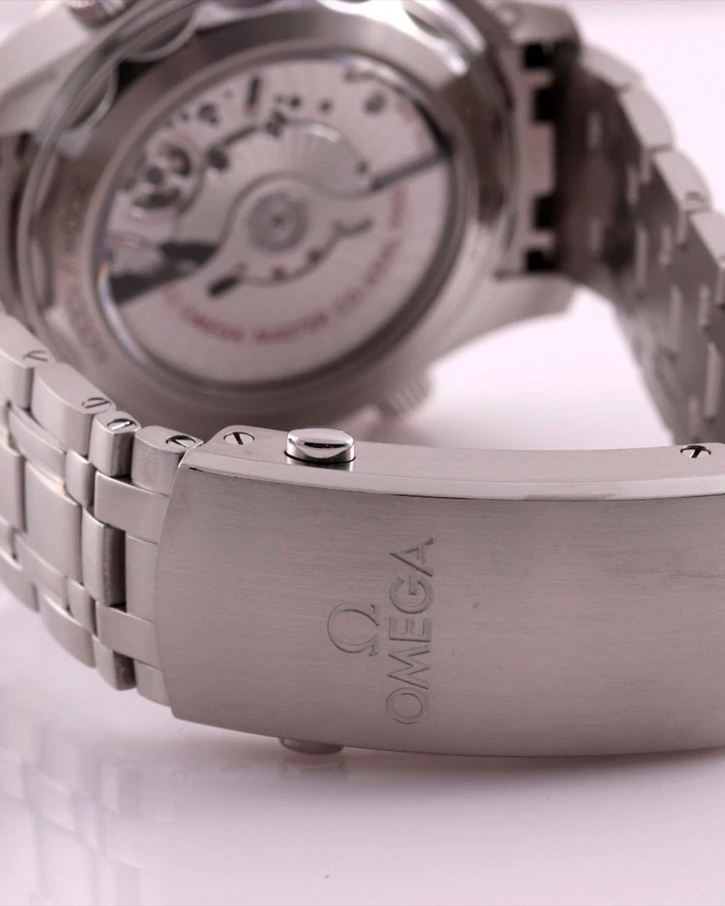 Omega 210.30.44.51.01.001