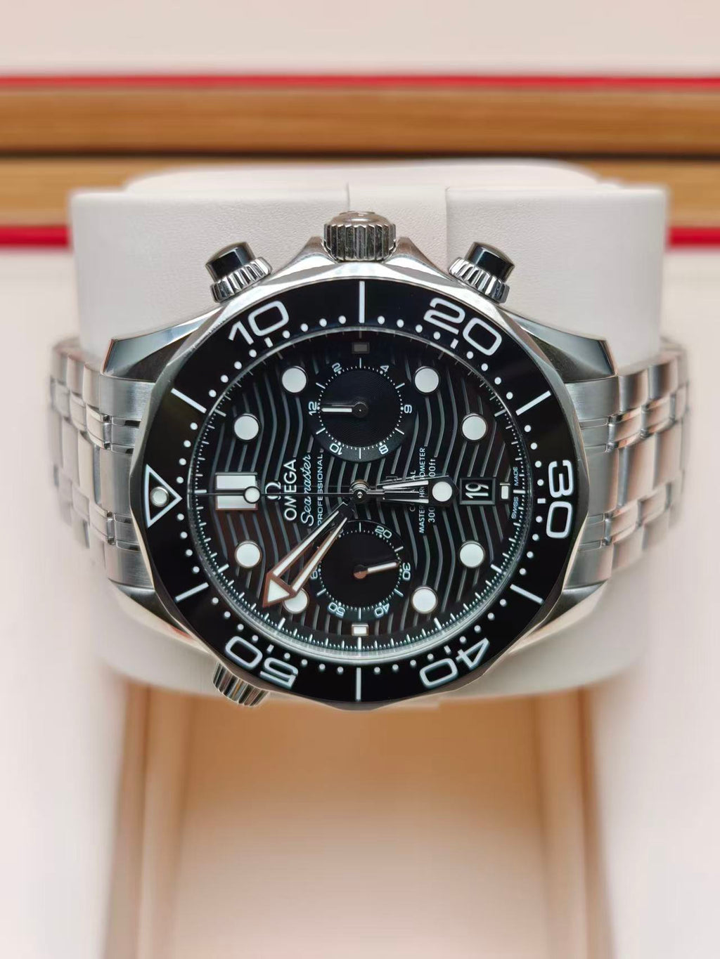 Omega 210.30.44.51.01.001
