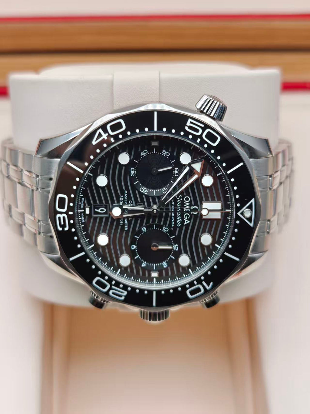 Omega 210.30.44.51.01.001