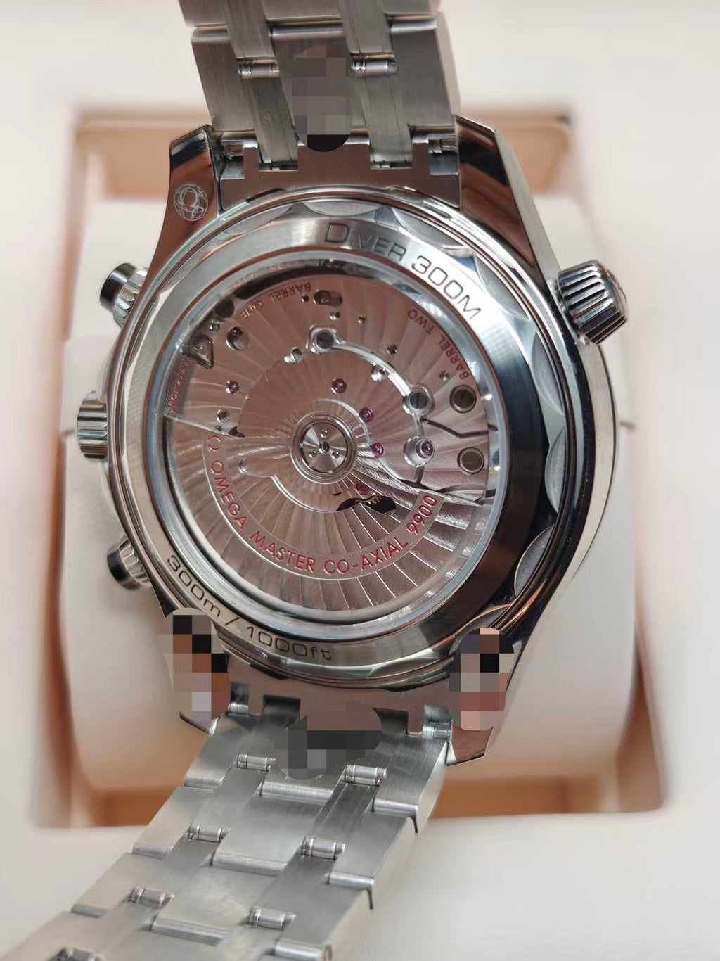 Omega 210.30.44.51.01.001