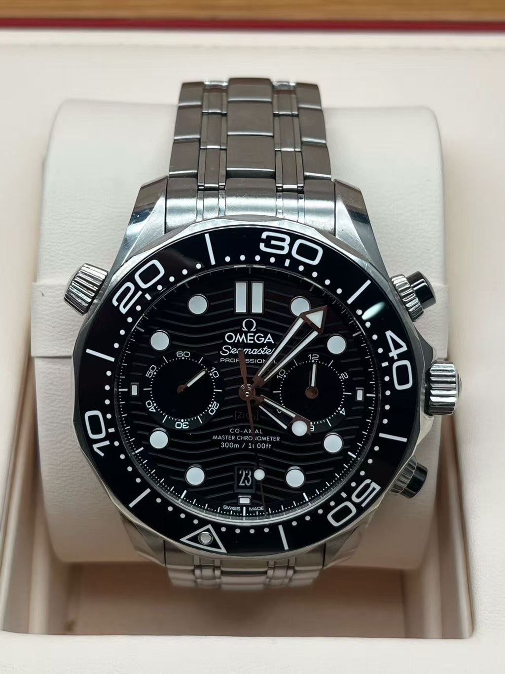 Omega 210.30.44.51.01.001