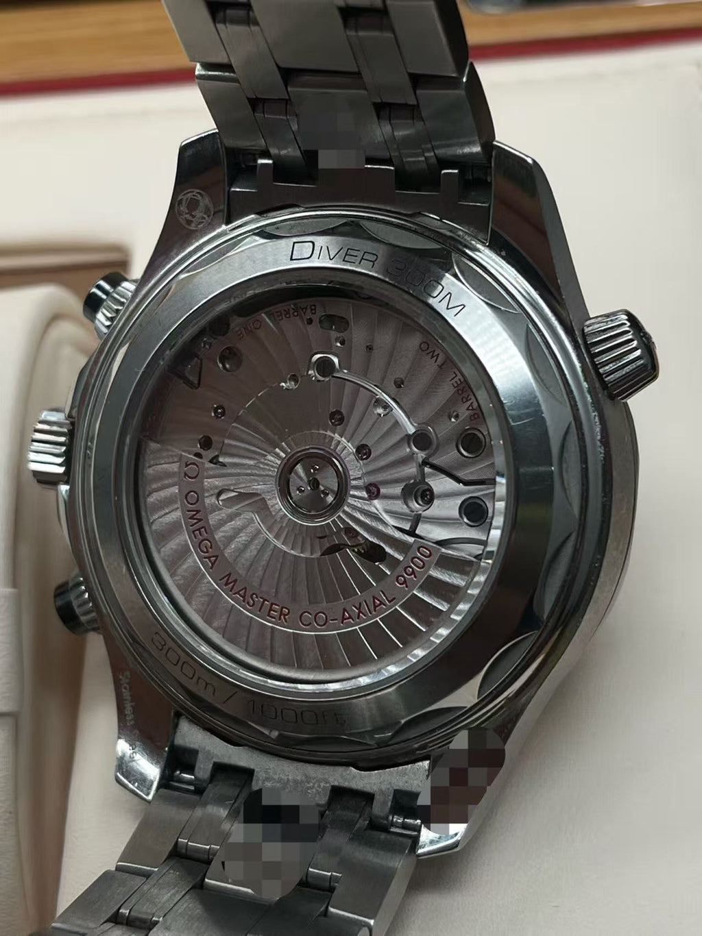 Omega 210.30.44.51.01.001