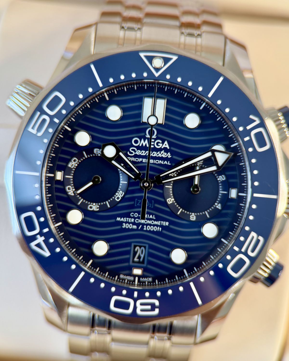 Omega 210.30.44.51.03.001
