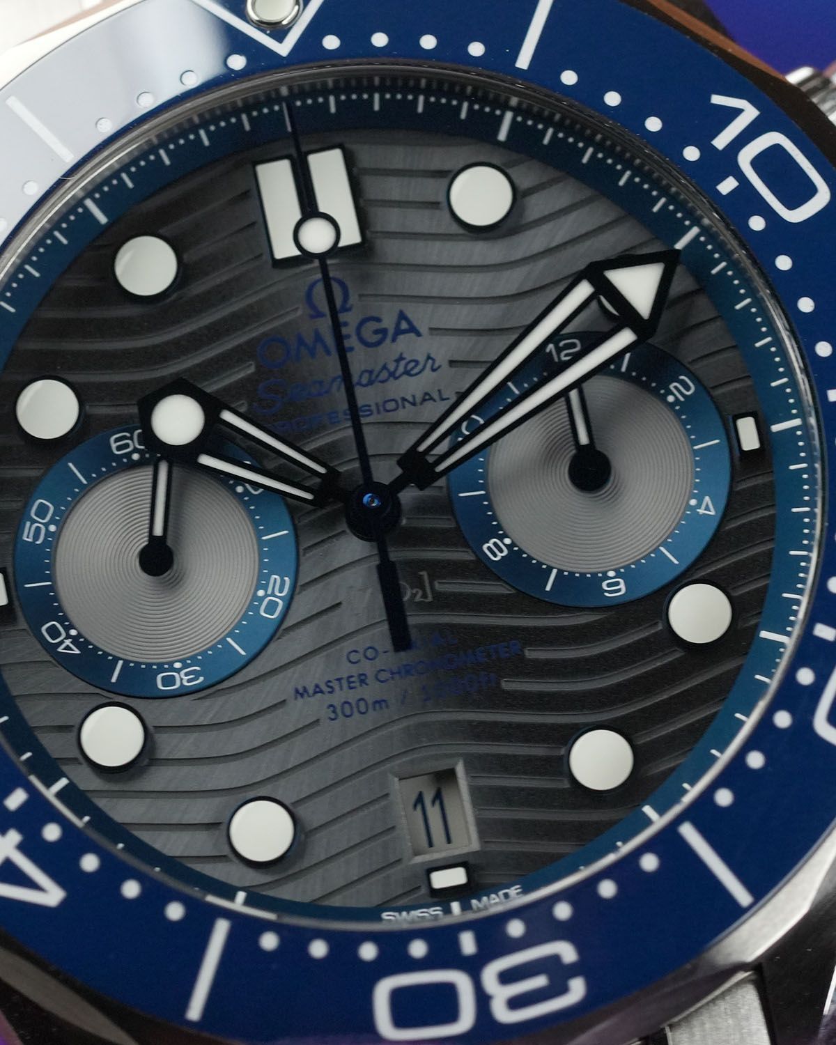Omega 210.30.44.51.06.001