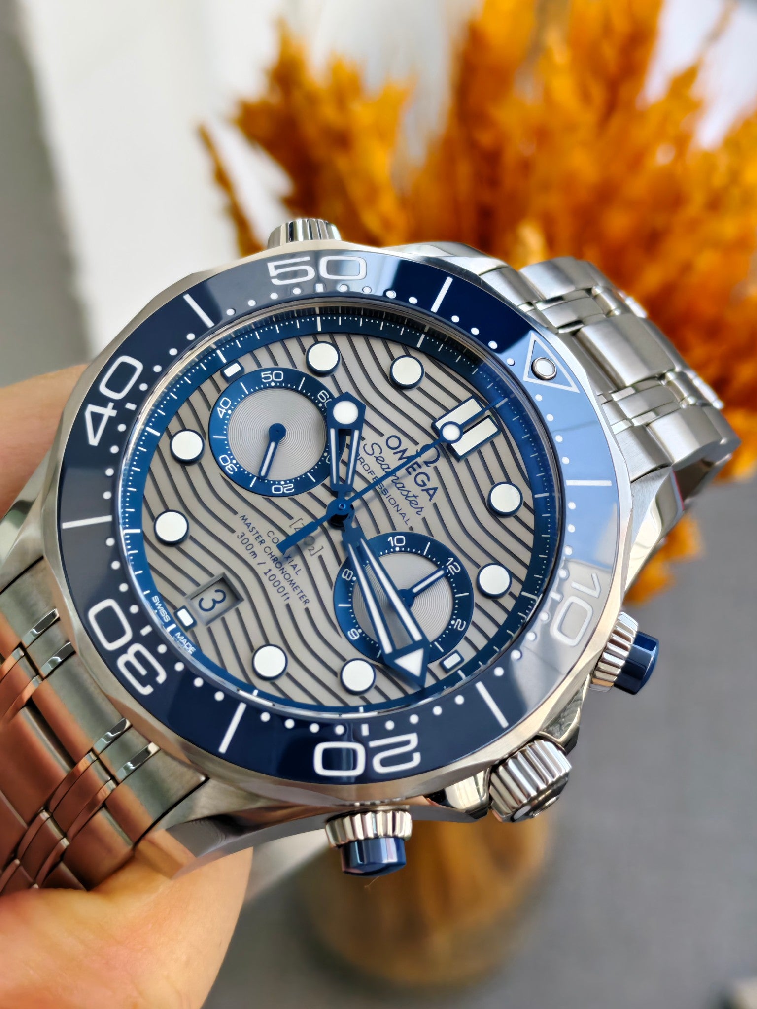 Omega 210.30.44.51.06.001