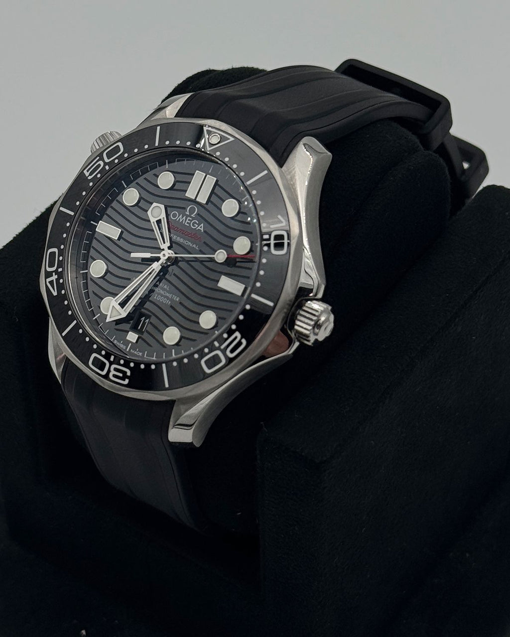 Omega 210.32.42.20.01.001