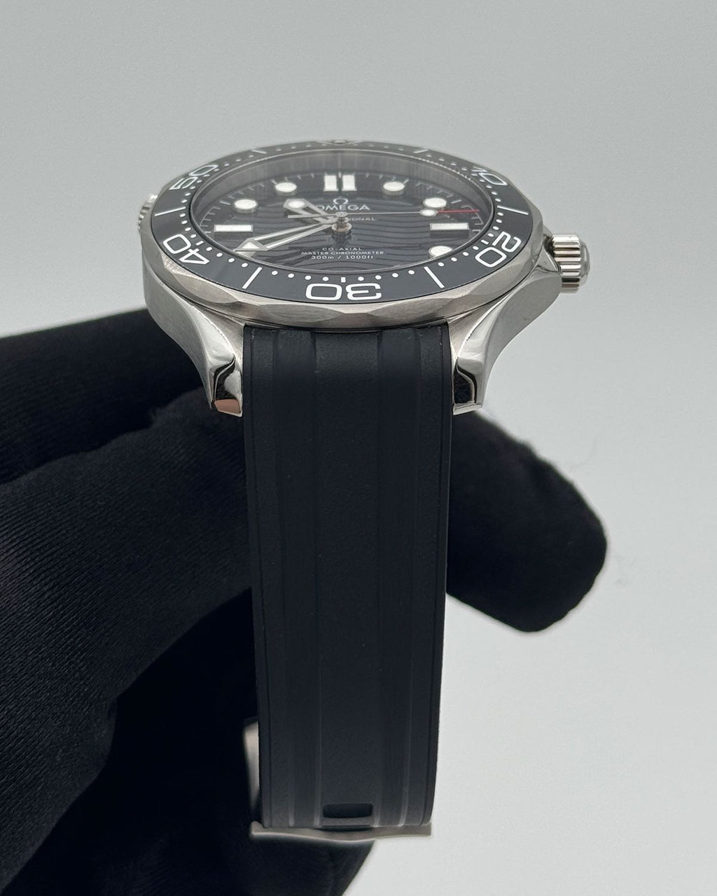 Omega 210.32.42.20.01.001