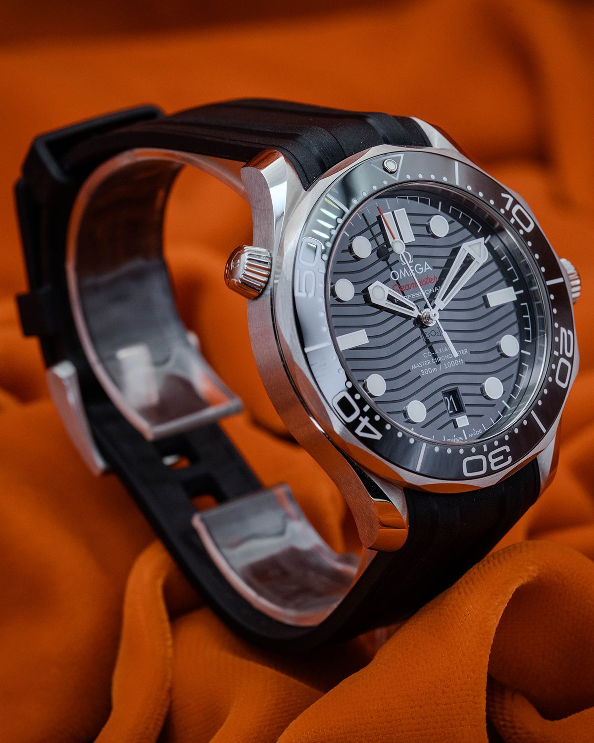 Omega 210.32.42.20.01.001