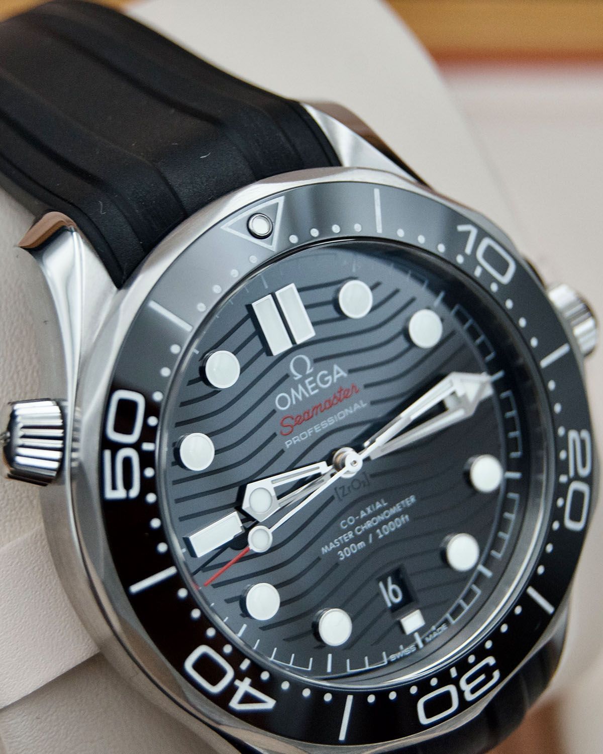 Omega 210.32.42.20.01.001