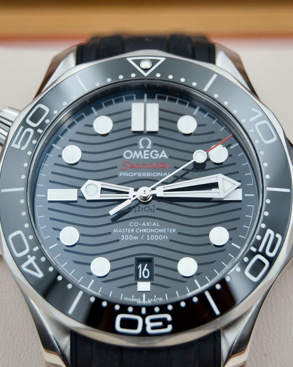 Omega 210.32.42.20.01.001