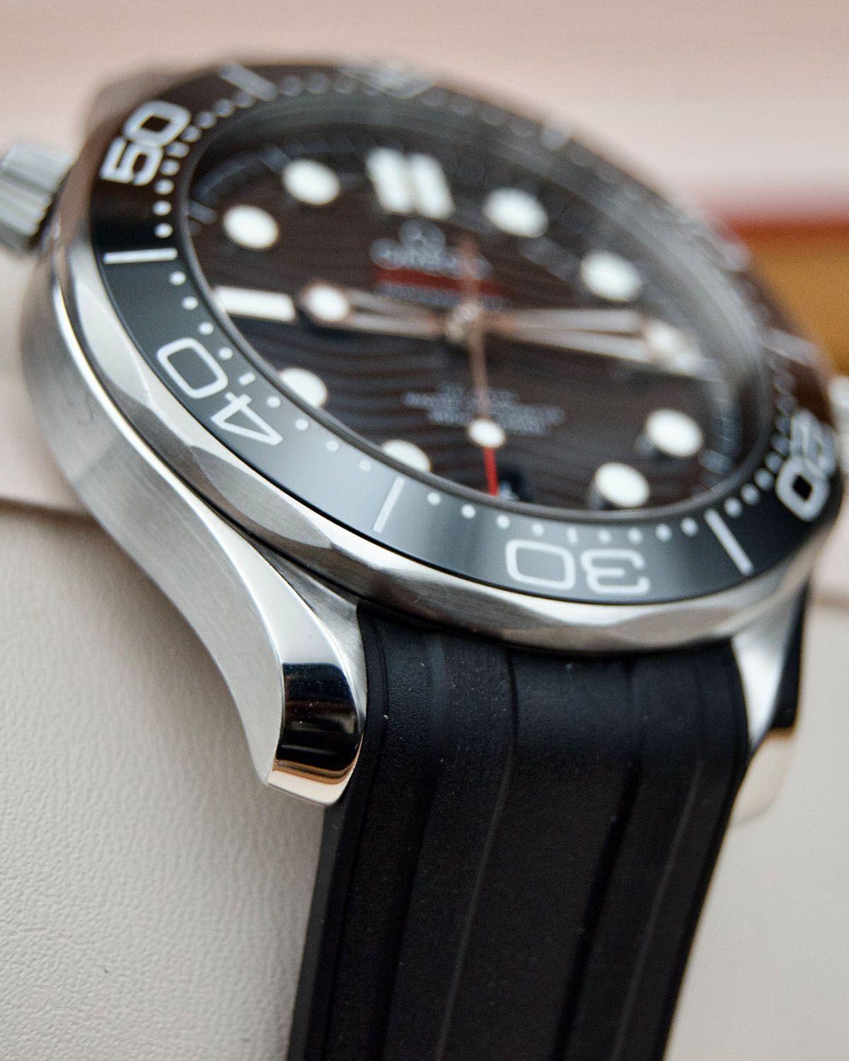 Omega 210.32.42.20.01.001
