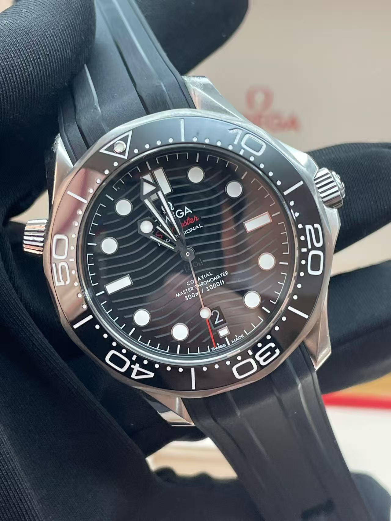 Omega 210.32.42.20.01.001