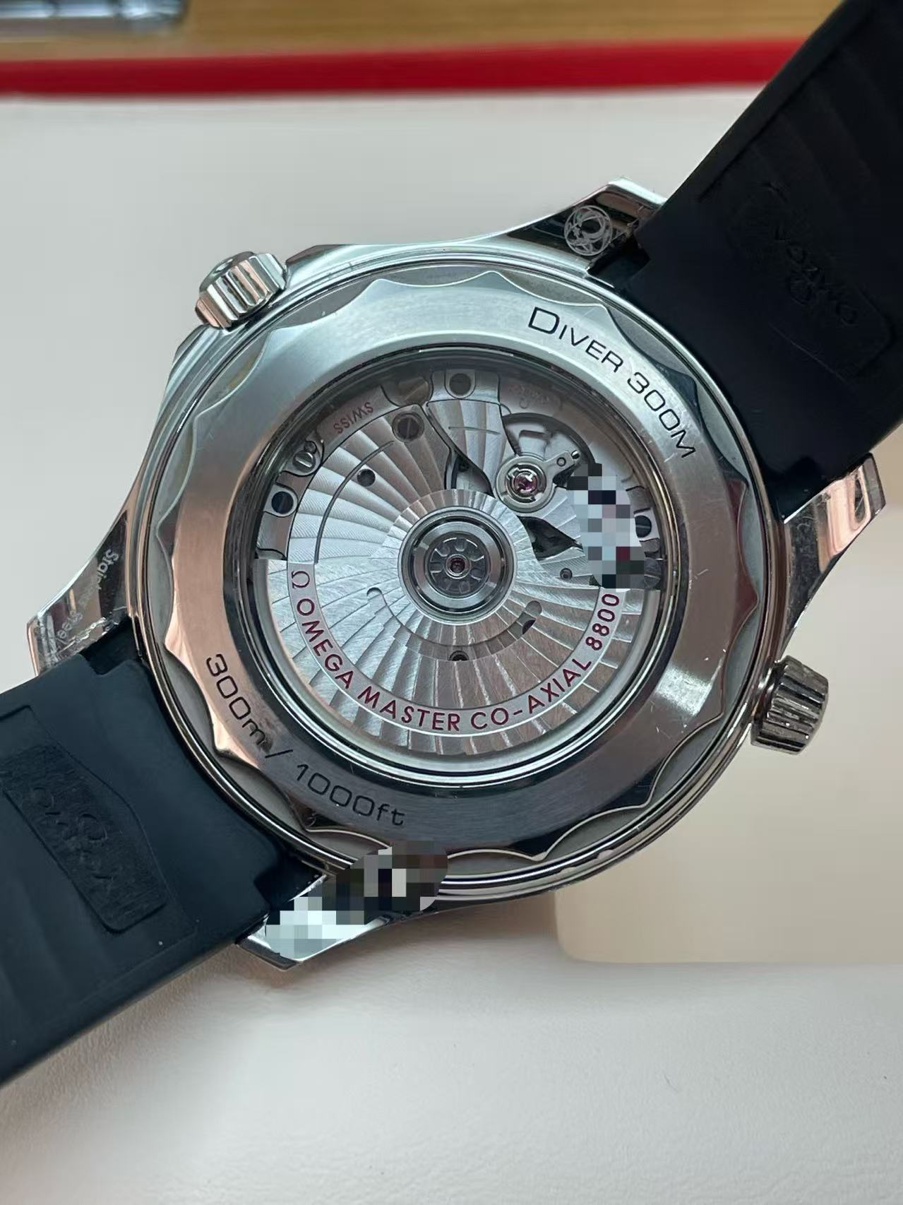 Omega 210.32.42.20.01.001