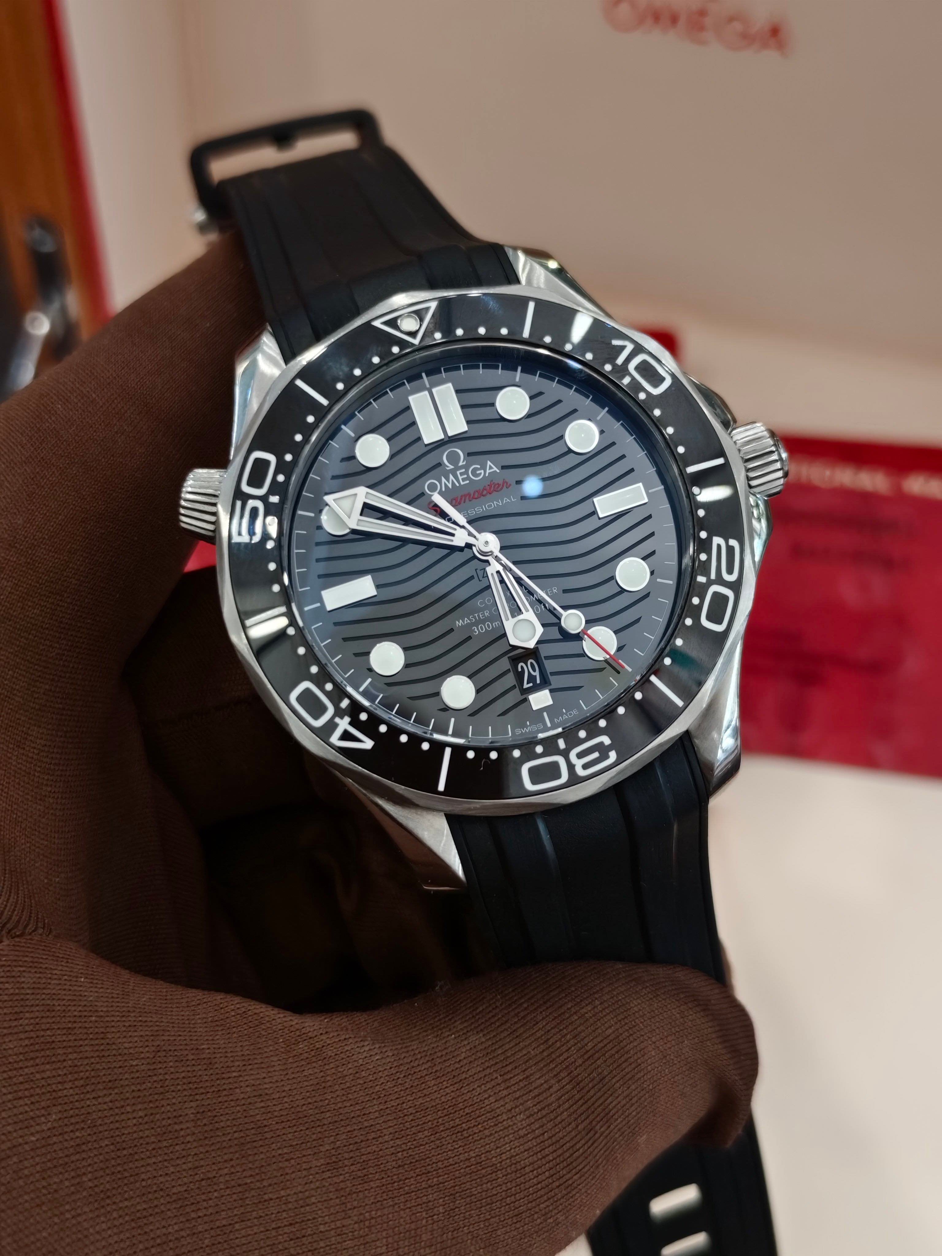 Omega 210.32.42.20.01.001