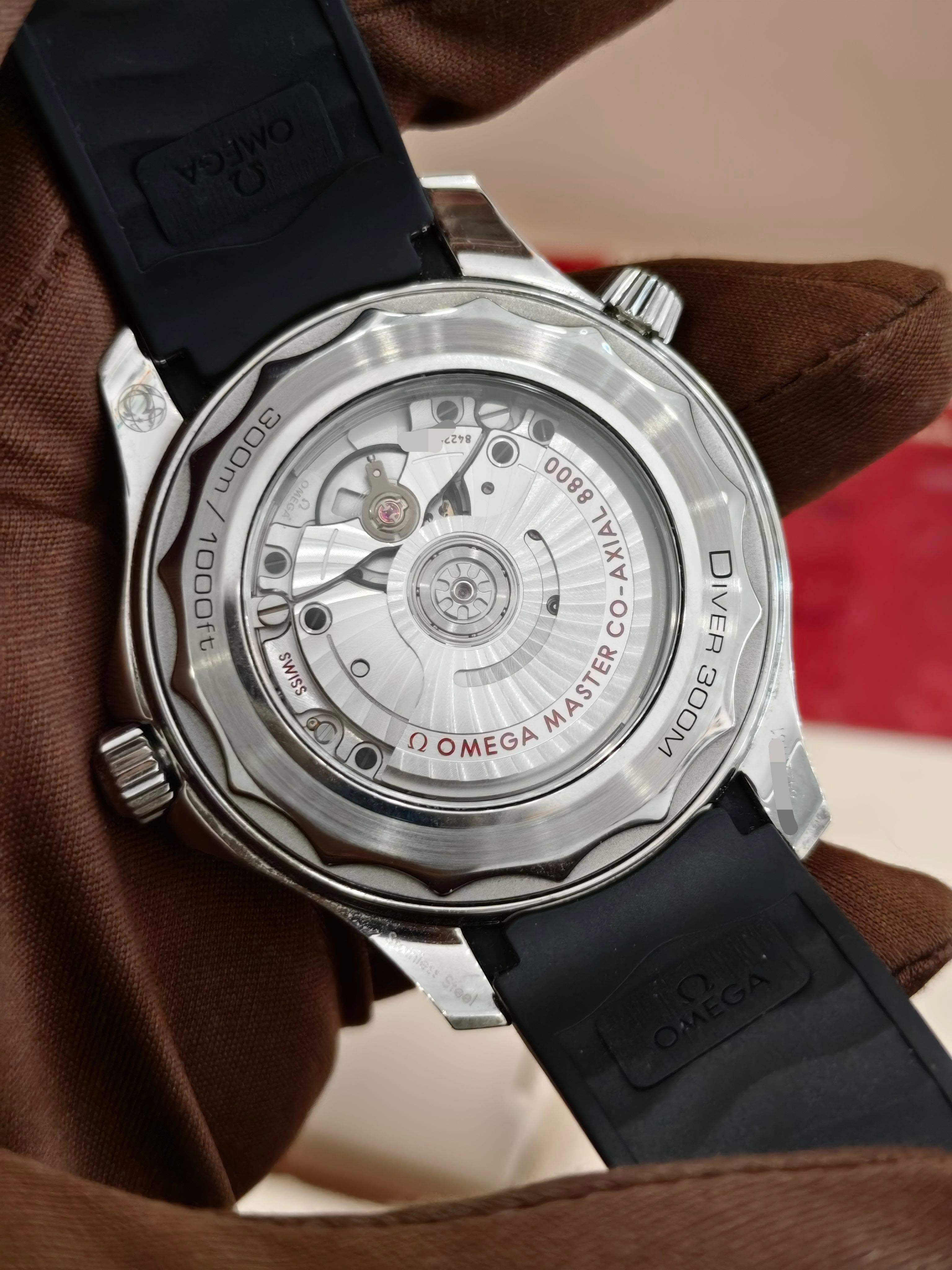 Omega 210.32.42.20.01.001