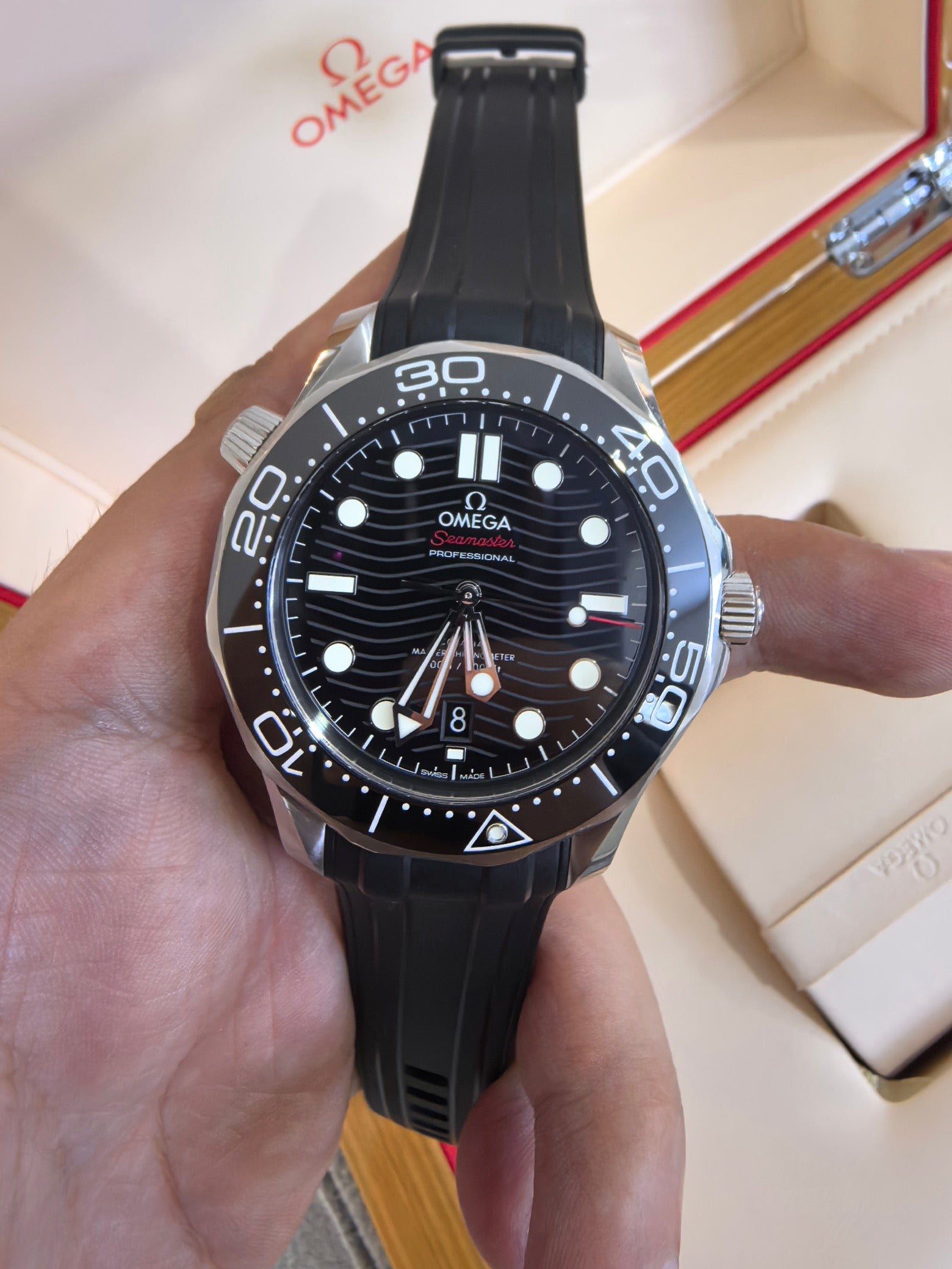 Omega 210.32.42.20.01.001