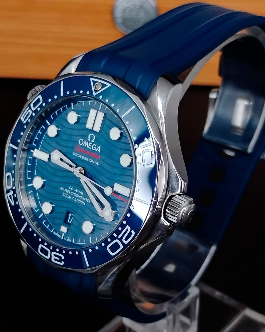 Omega 210.32.42.20.03.001
