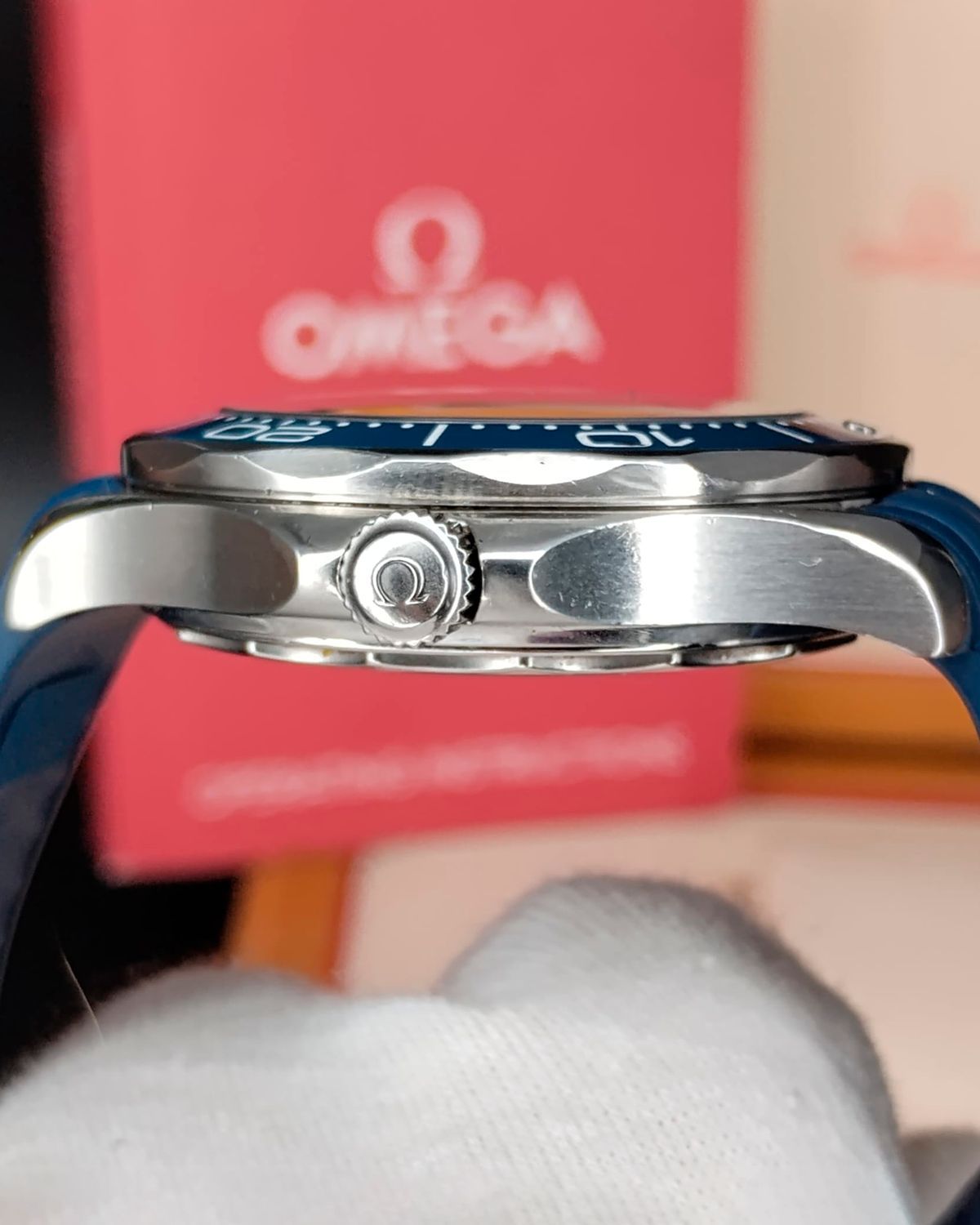 Omega 210.32.42.20.03.001