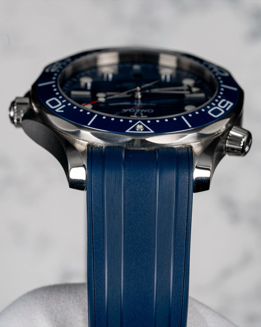 Omega 210.32.42.20.03.001