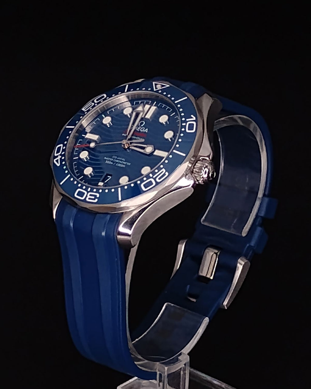 Omega 210.32.42.20.03.001