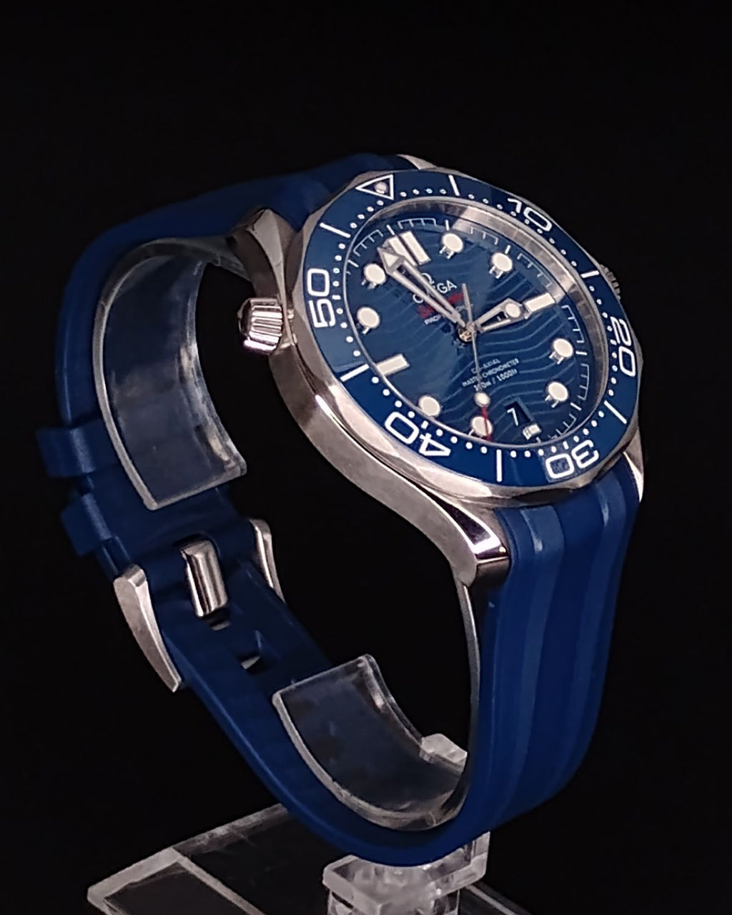 Omega 210.32.42.20.03.001