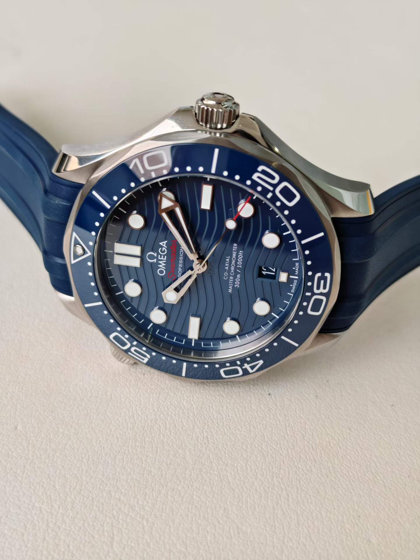 Omega 210.32.42.20.03.001