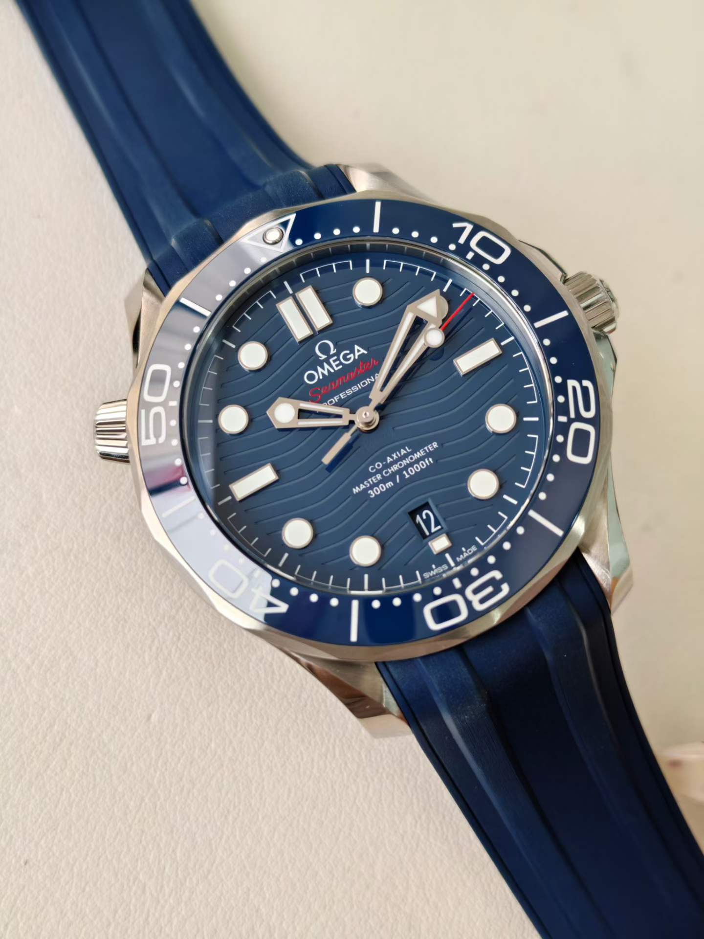 Omega 210.32.42.20.03.001