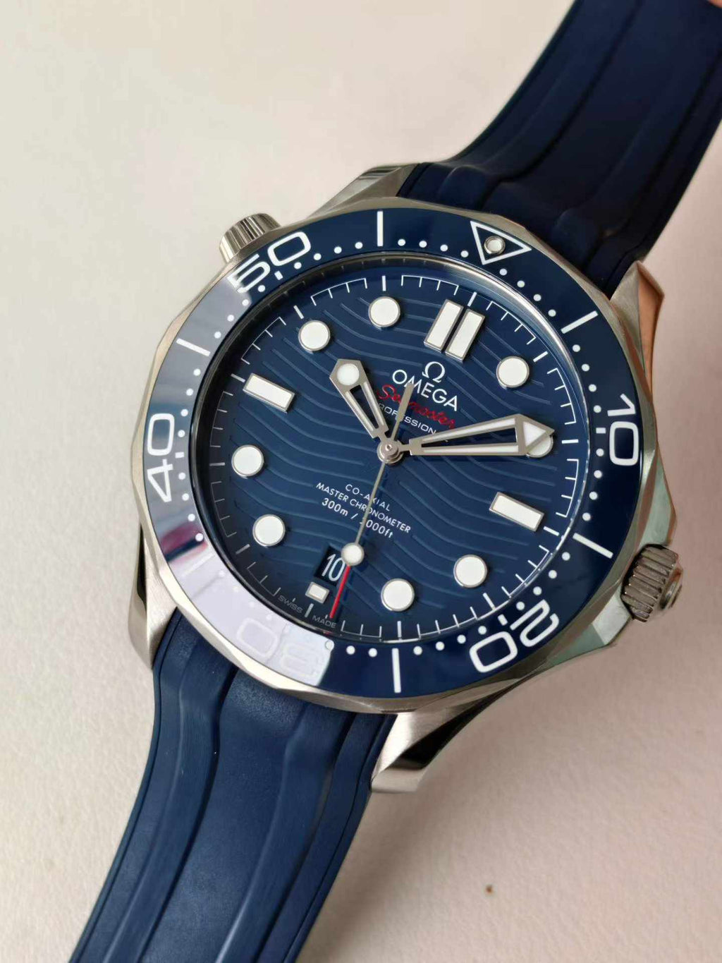 Omega 210.32.42.20.03.001