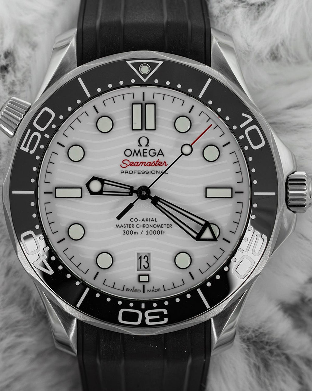 Omega 210.32.42.20.04.001