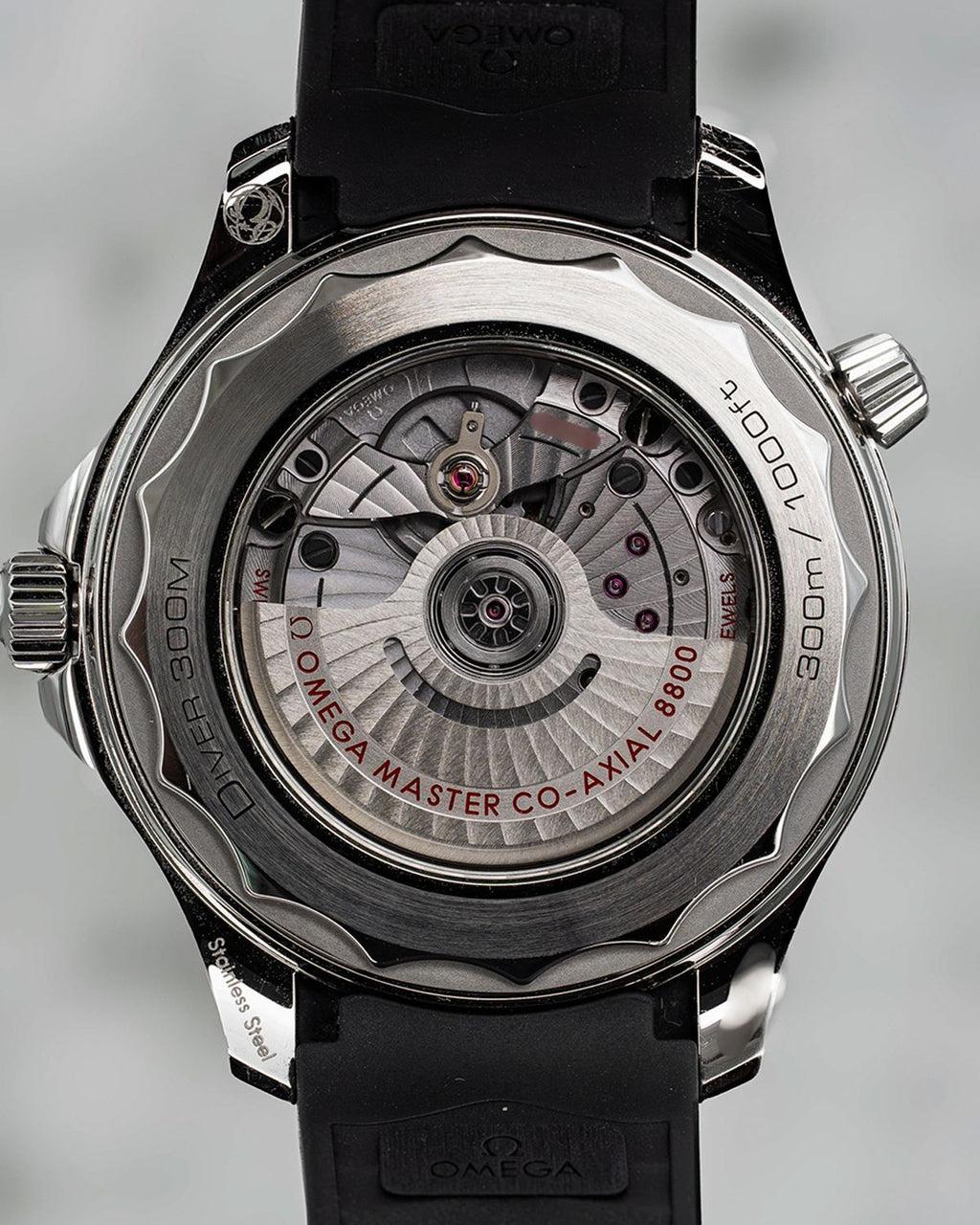 Omega 210.32.42.20.04.001