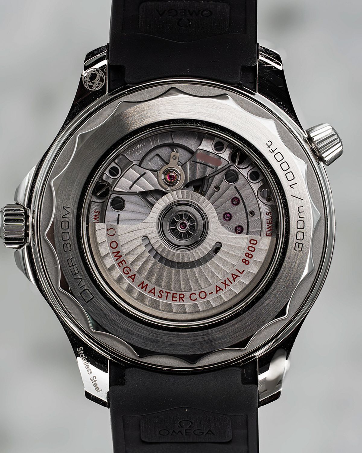 Omega 210.32.42.20.04.001