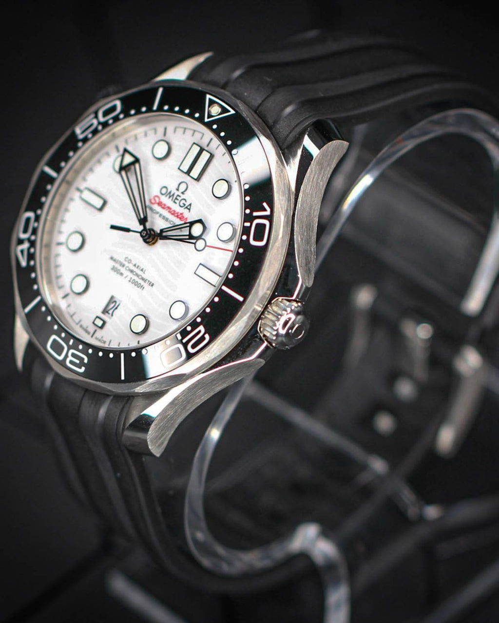 Omega 210.32.42.20.04.001