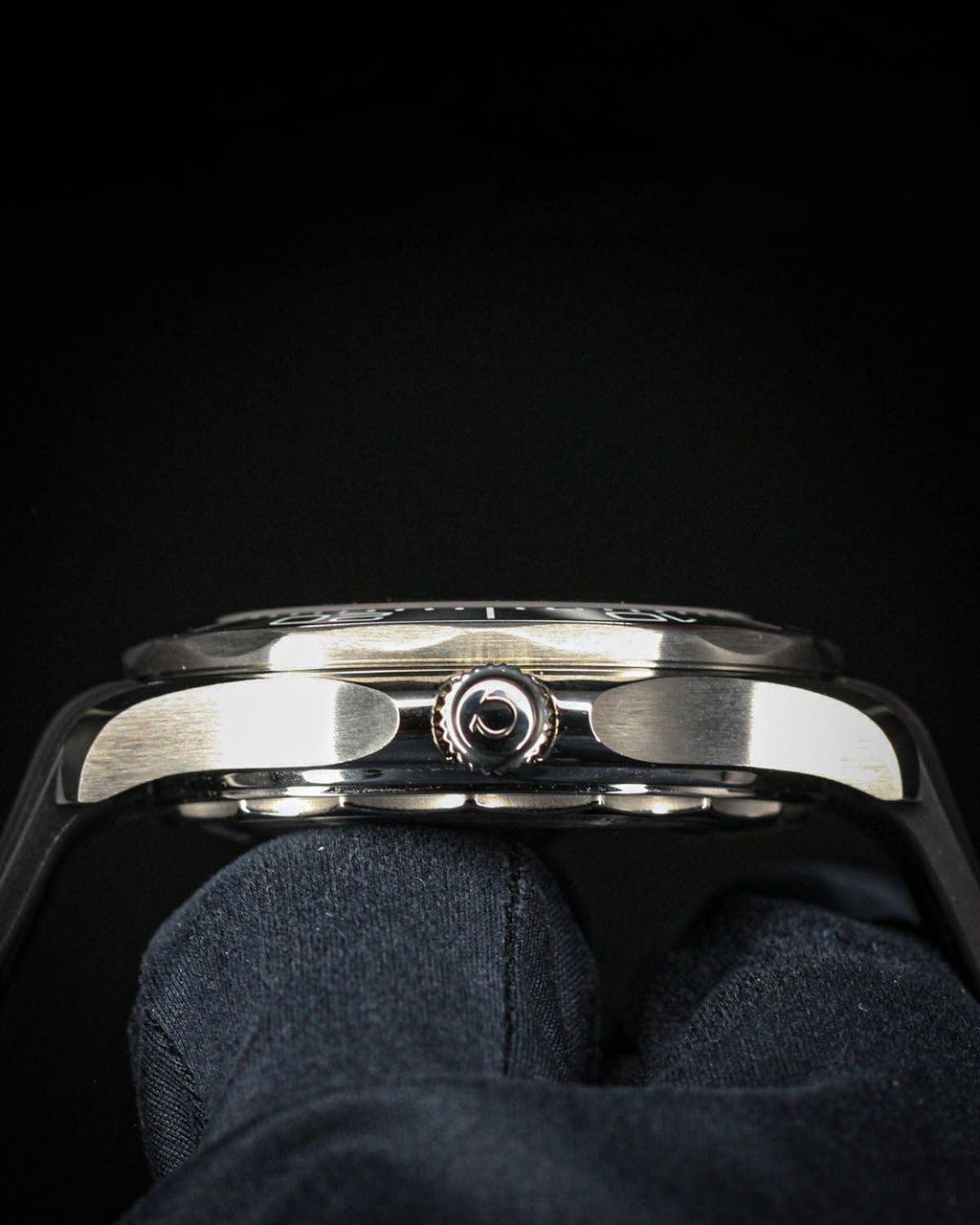 Omega 210.32.42.20.04.001