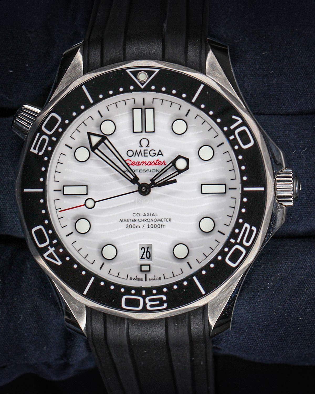 Omega 210.32.42.20.04.001
