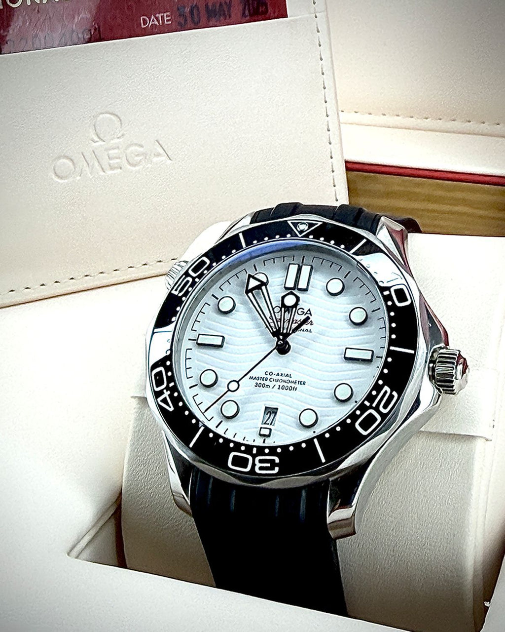 Omega 210.32.42.20.04.001