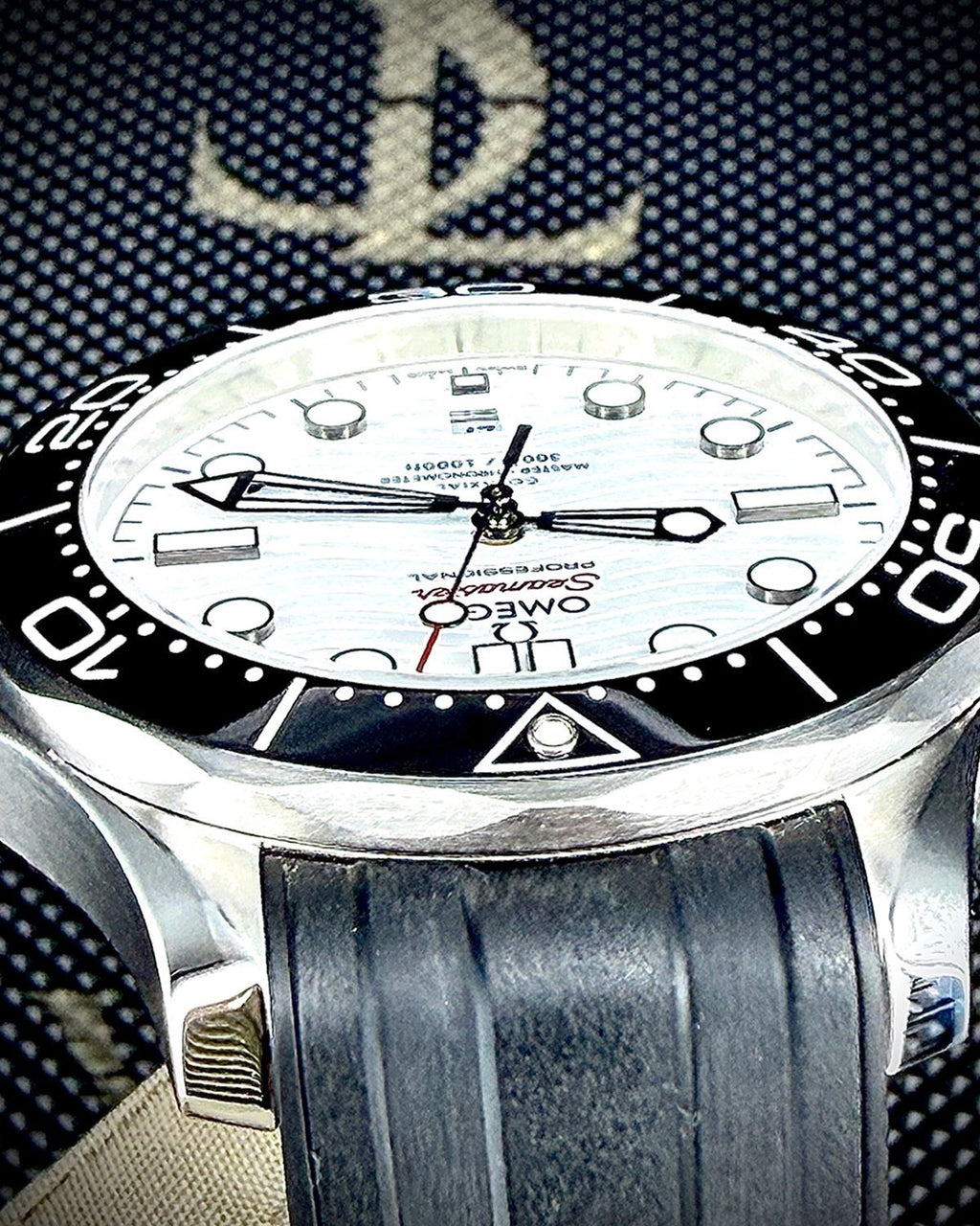 Omega 210.32.42.20.04.001