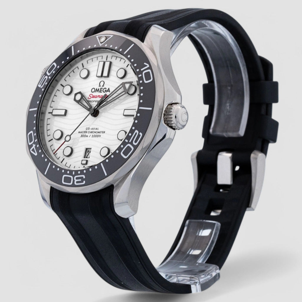 Omega 210.32.42.20.04.001