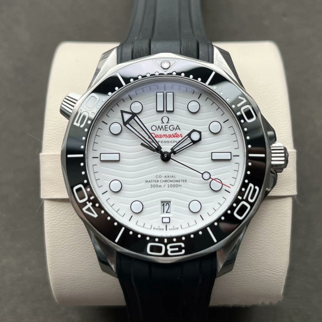 Omega 210.32.42.20.04.001
