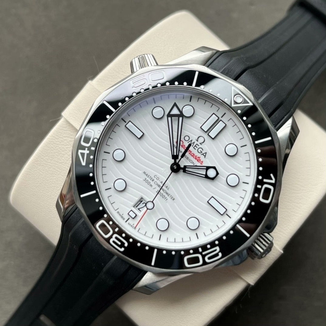 Omega 210.32.42.20.04.001