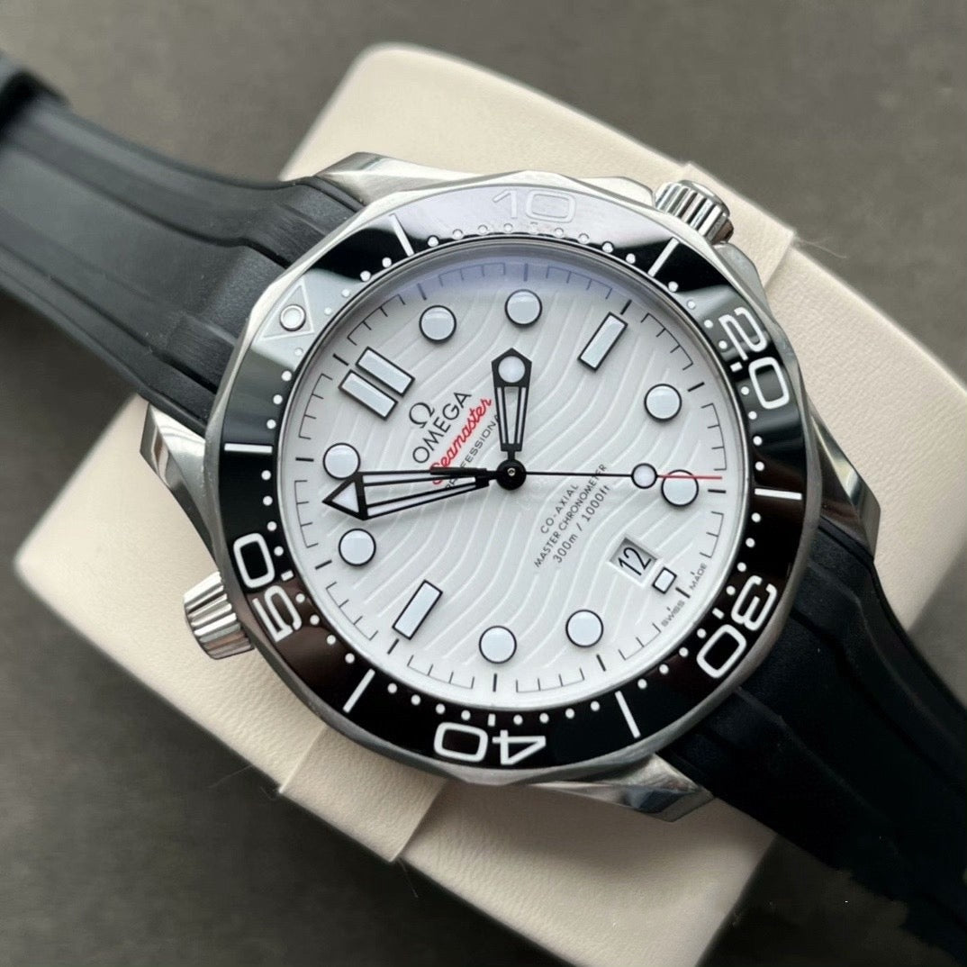 Omega 210.32.42.20.04.001