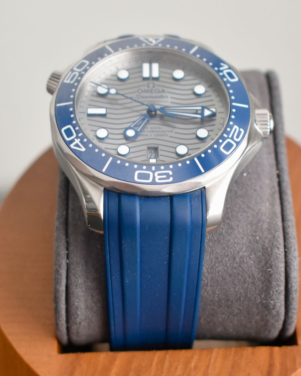 Omega 210.32.42.20.06.001