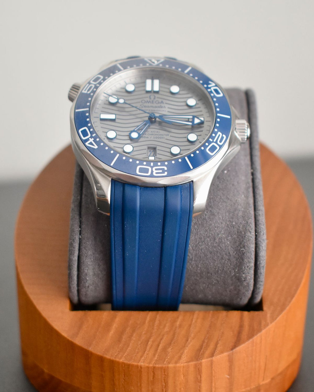 Omega 210.32.42.20.06.001