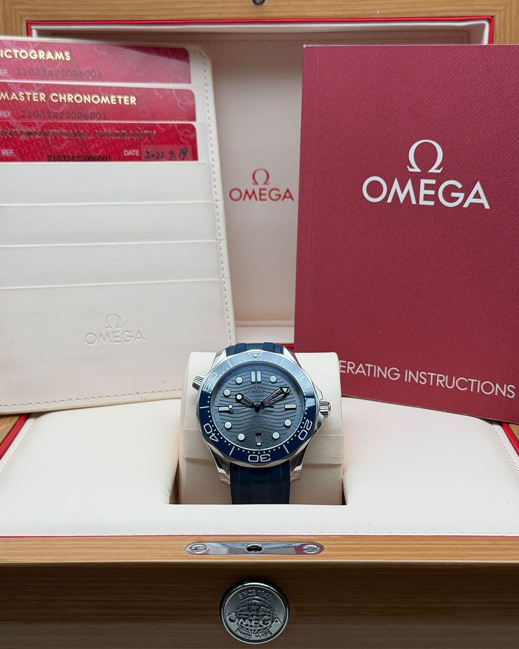 Omega 210.32.42.20.06.001
