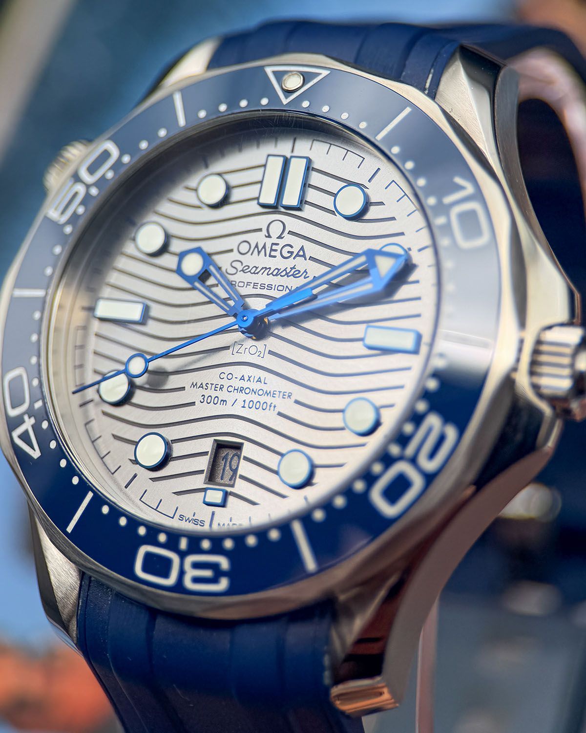 Omega 210.32.42.20.06.001