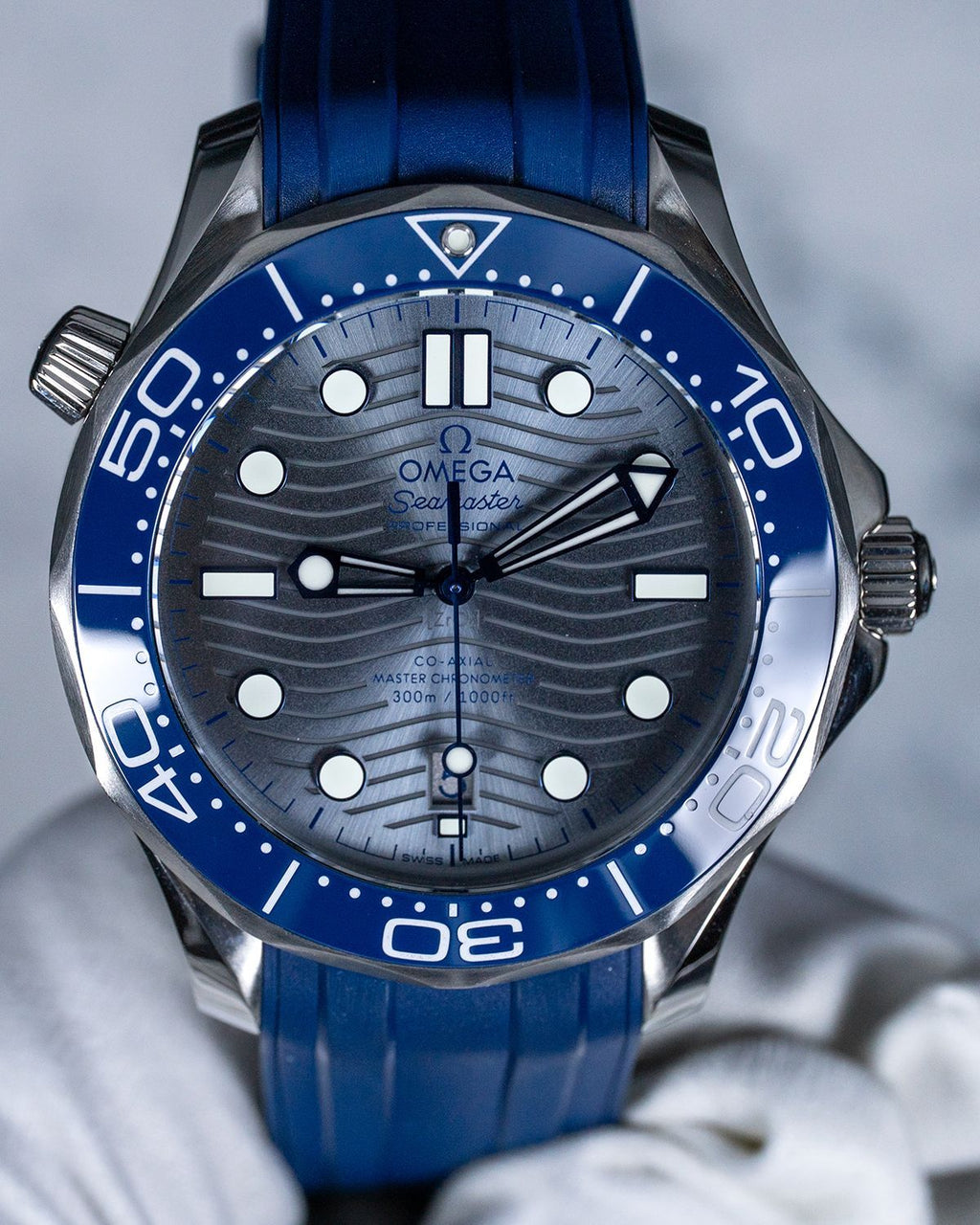 Omega 210.32.42.20.06.001