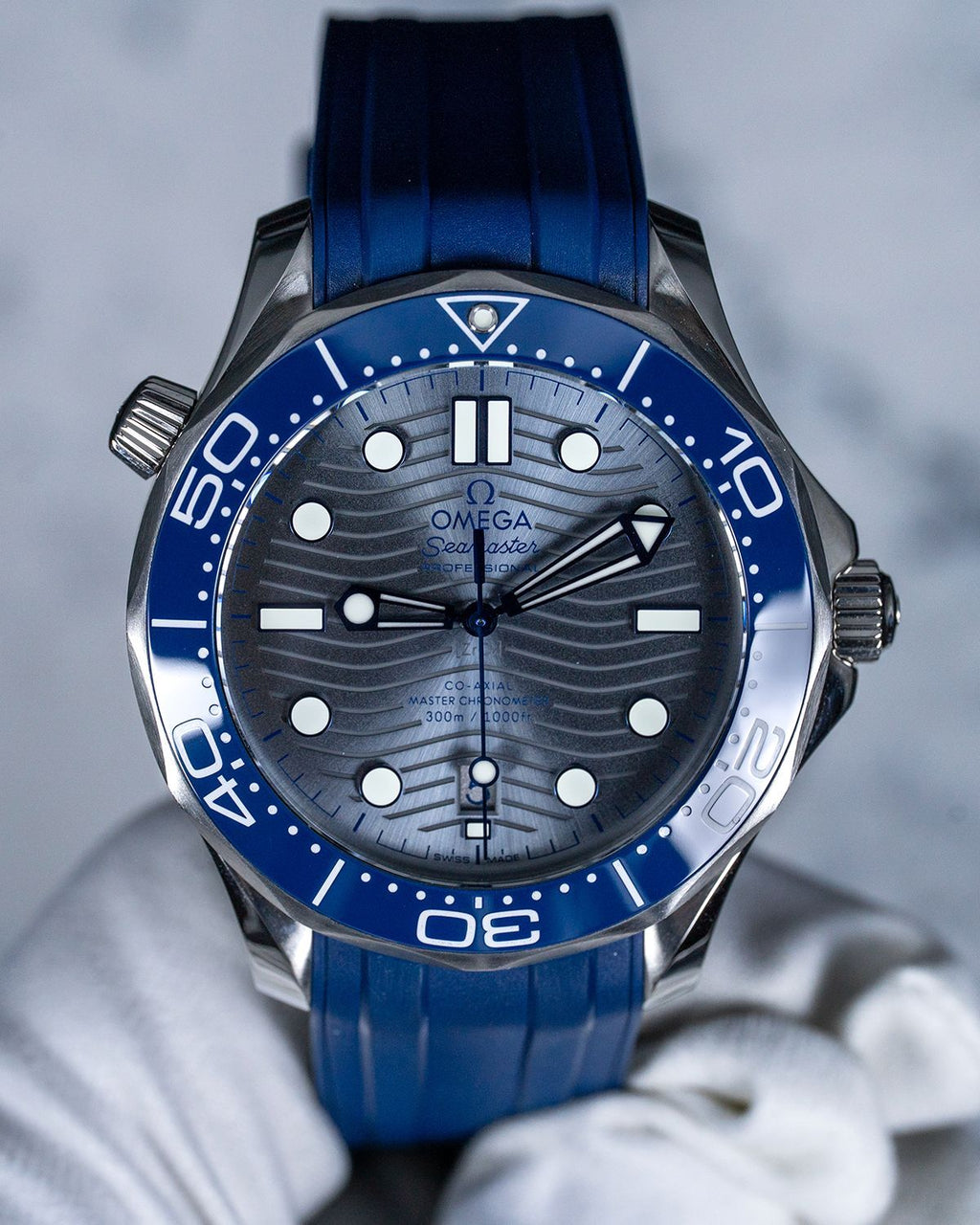 Omega 210.32.42.20.06.001
