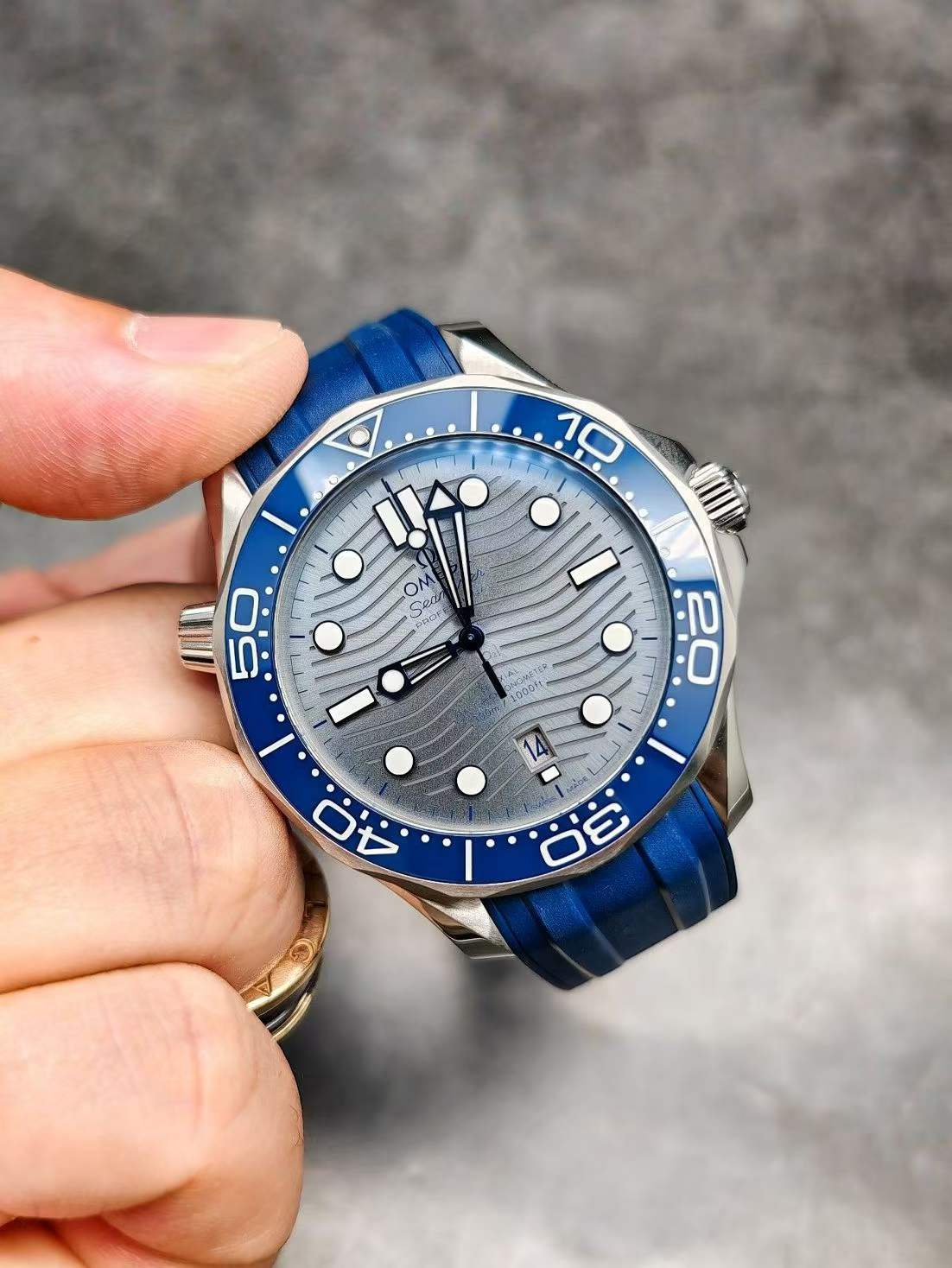 Omega 210.32.42.20.06.001