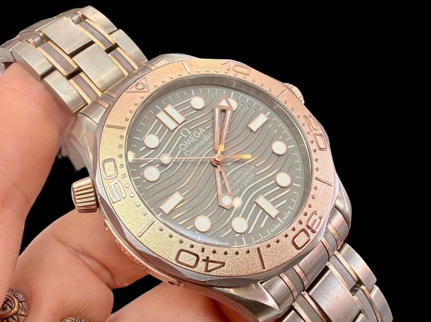 Omega 210.60.42.20.99.001