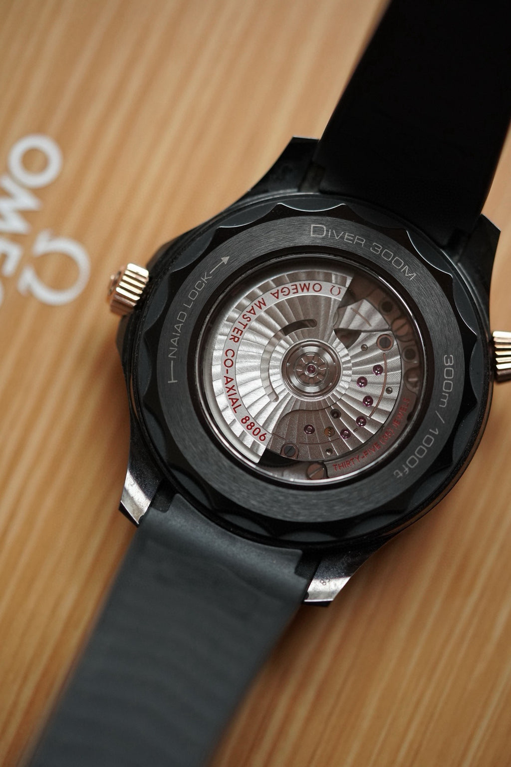 Omega 210.62.44.20.01.001